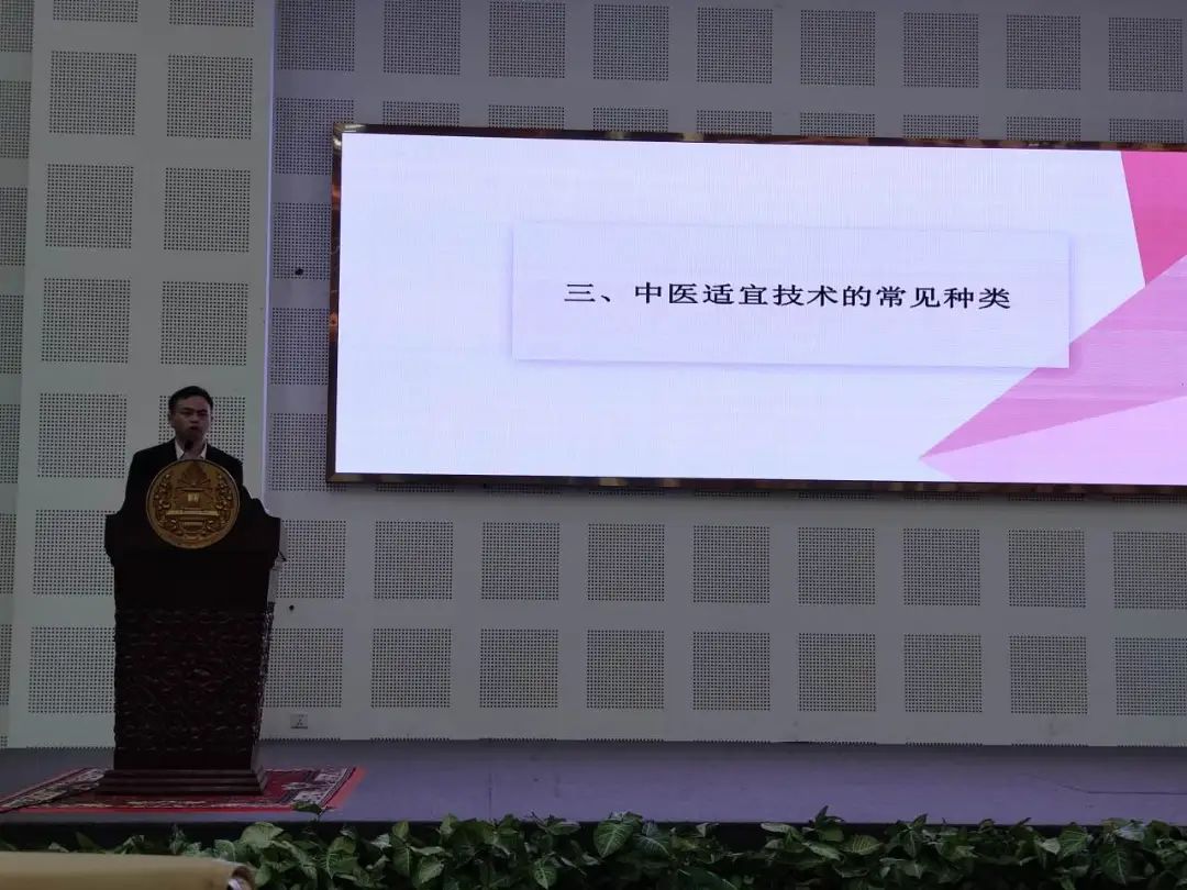 说明: 1